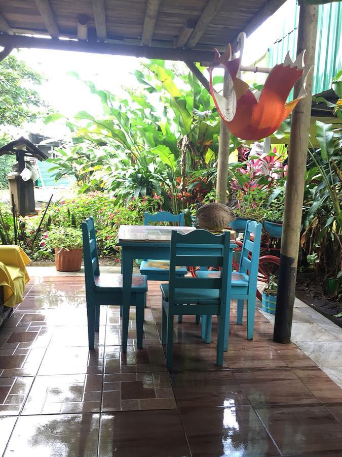 Wood House Hostel La Fortuna Ngoại thất bức ảnh